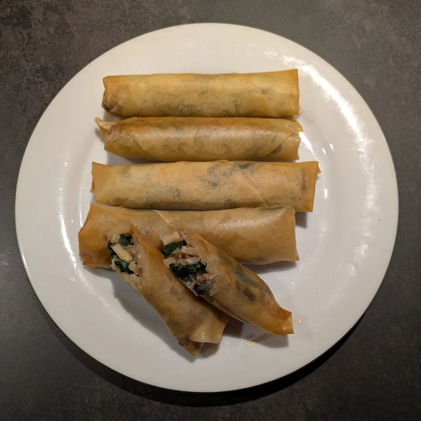 久しぶりに春巻を作ってみました。