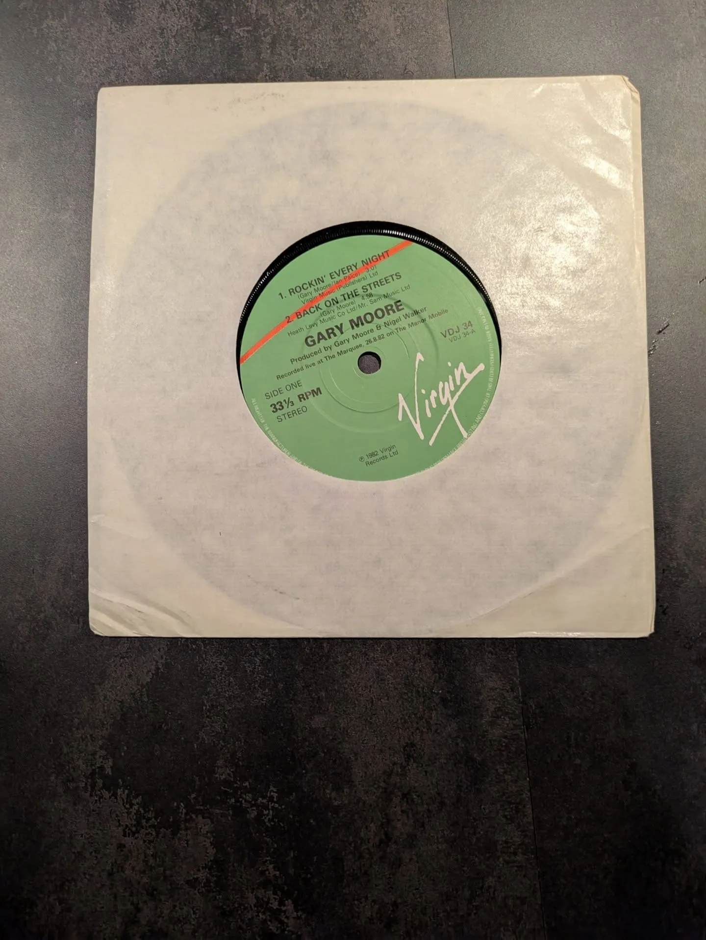 昨日初めて来店のお客さま。