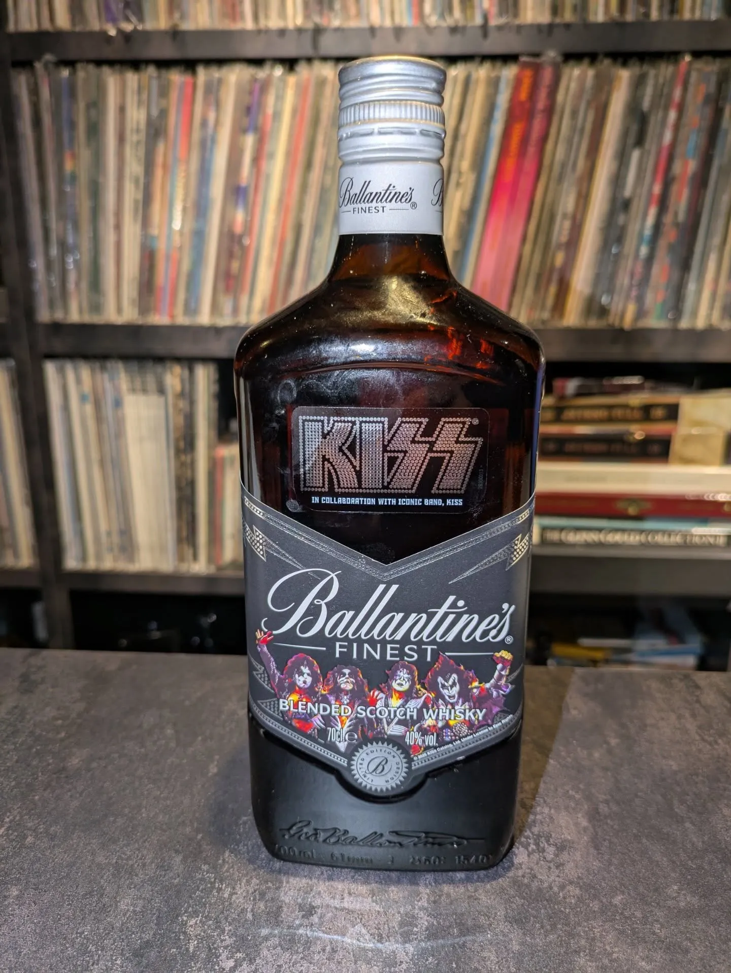 ロックバーらしいお土産いただきました。