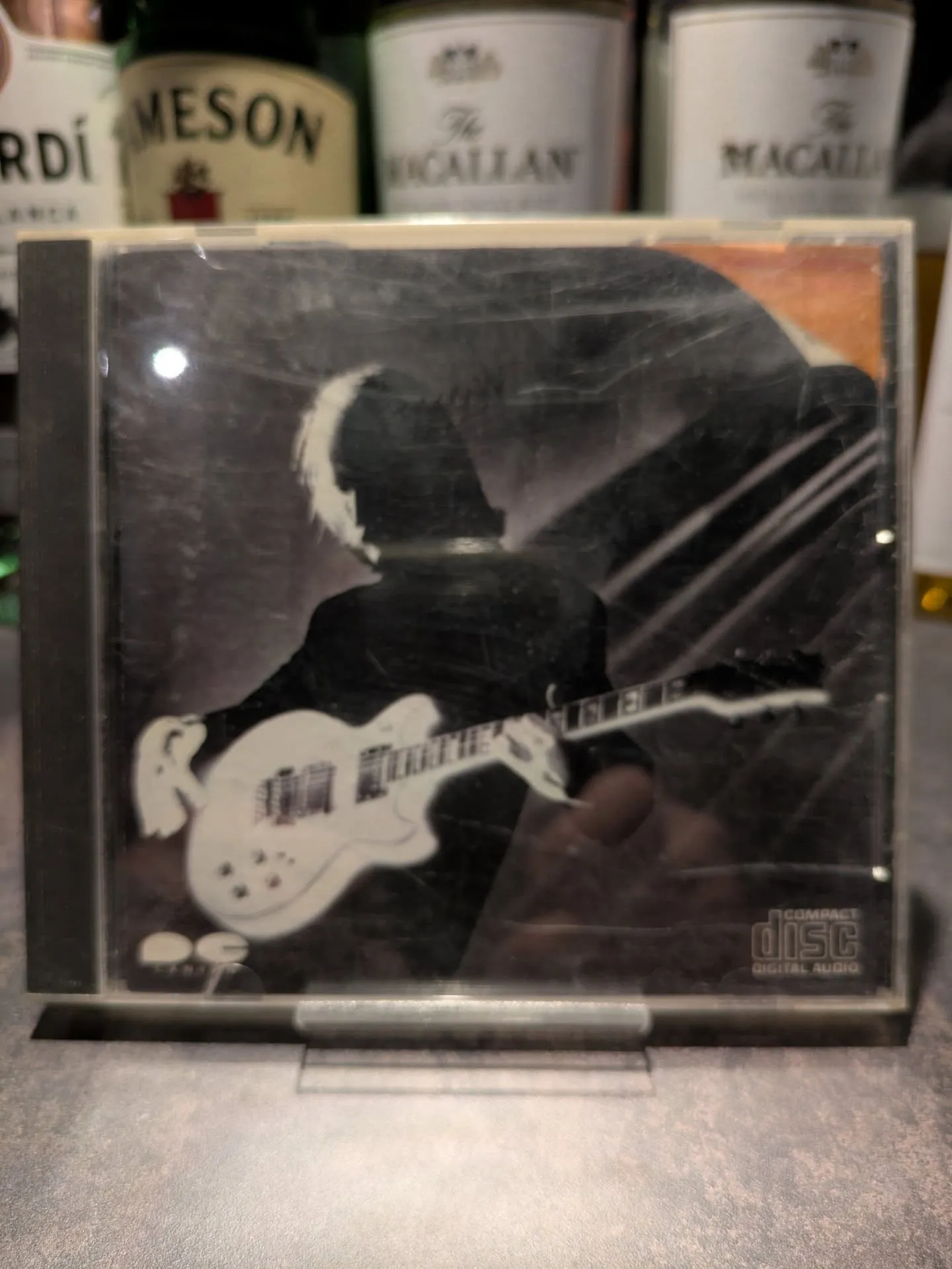 昨日は新規のお客さまあり、常連のお客さまあり、懐かしい音楽仲...