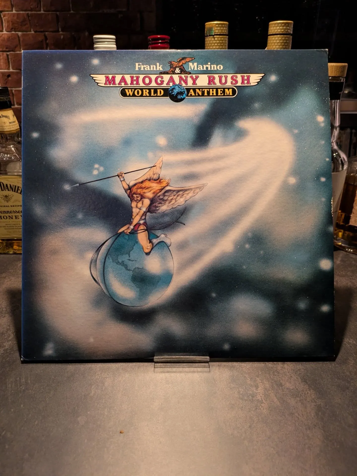 「リクエスト、ワールドアンセムお願いします!」