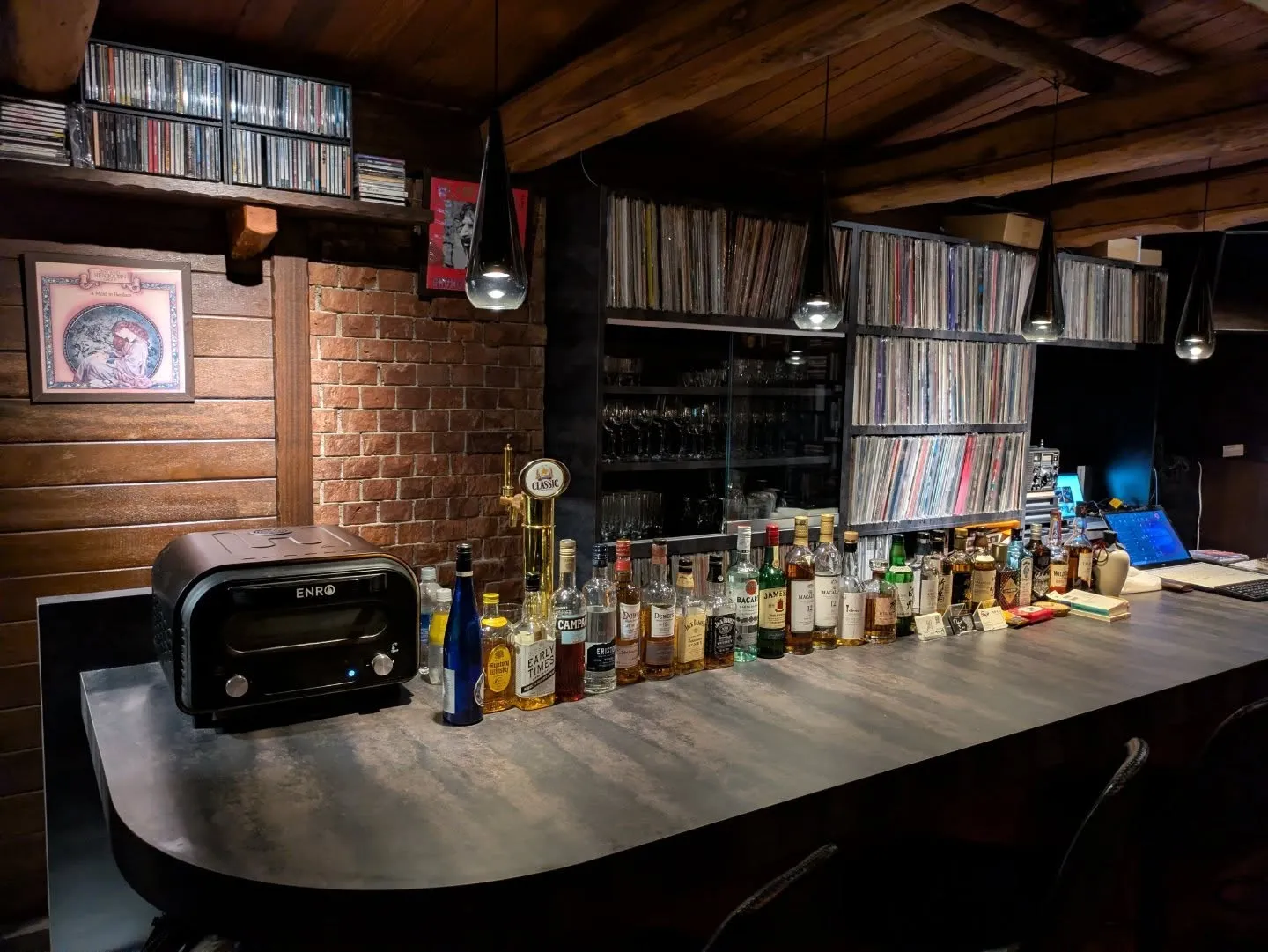 本日は開店記念日。