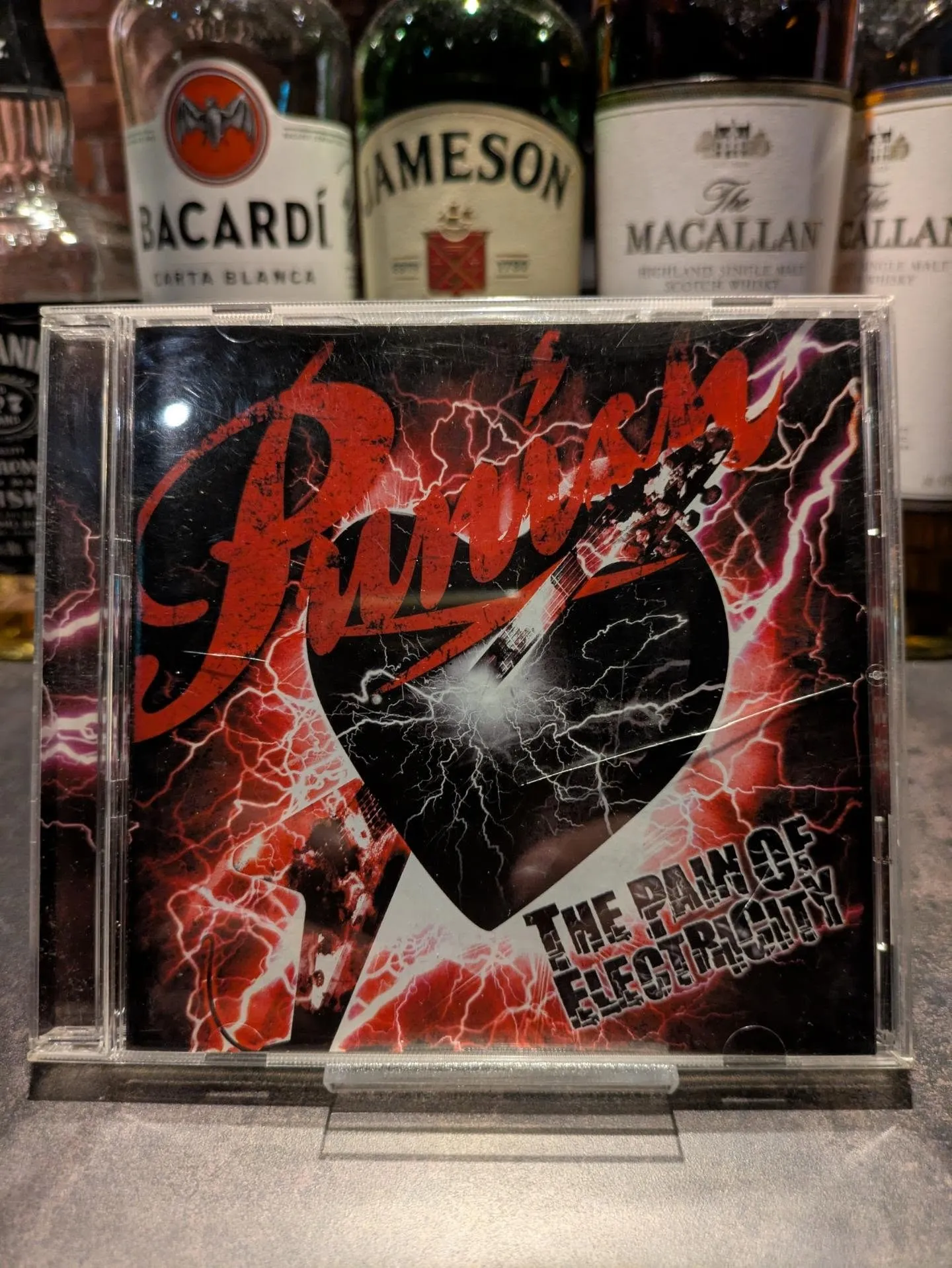 先輩のお土産CD